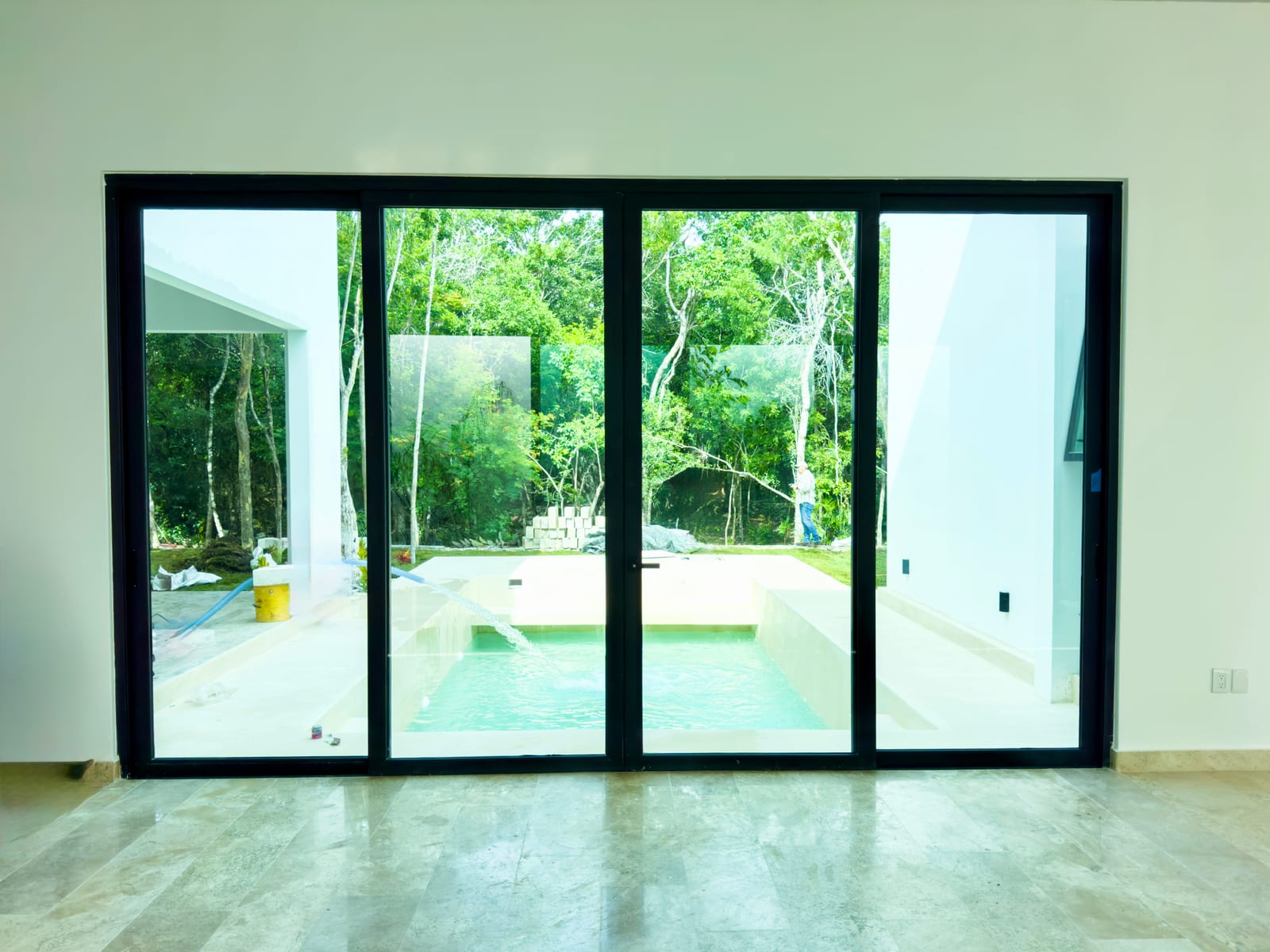 Ventanas y Puertas